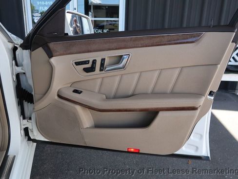 Used 2013 Mercedes-Benz E 350 4MATIC Wagon w/ Premium 2 Pkg image 27