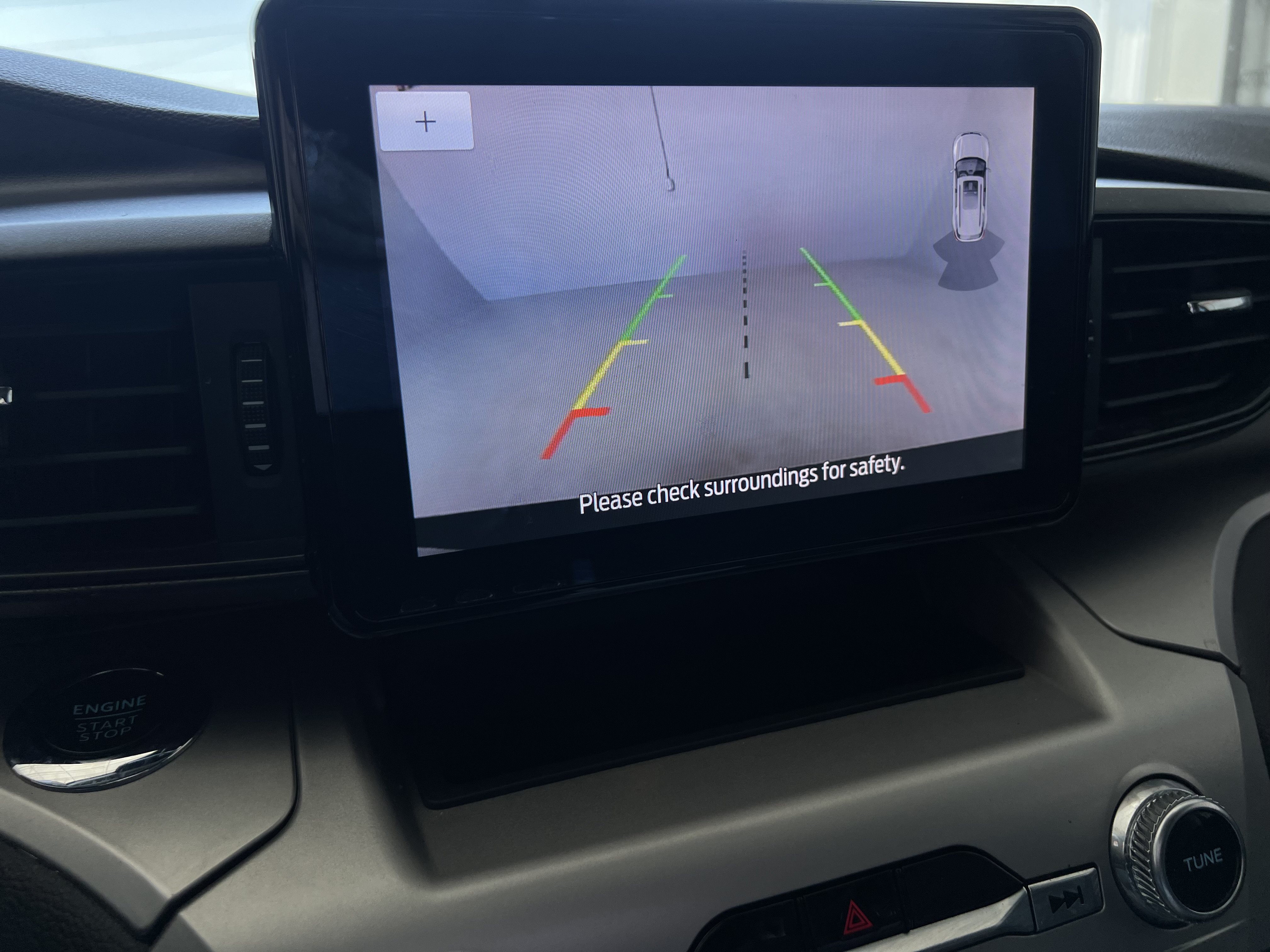 Used 2022 Ford Explorer XLT AWD/4WD image 17
