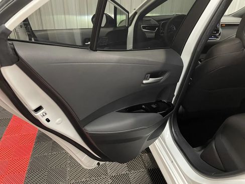 Used 2022 Toyota Corolla SE FWD image 36