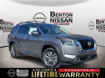 New 2025 Nissan Pathfinder SV