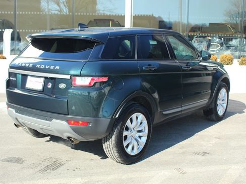 Used 2017 Land Rover Range Rover Evoque SE AWD/4WD image 2