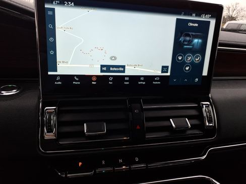 Used 2023 Lincoln Navigator Reserve image 18