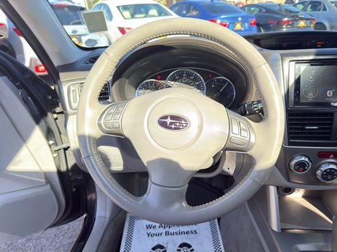 Used 2010 Subaru Forester 2.5X Limited AWD/4WD image 23