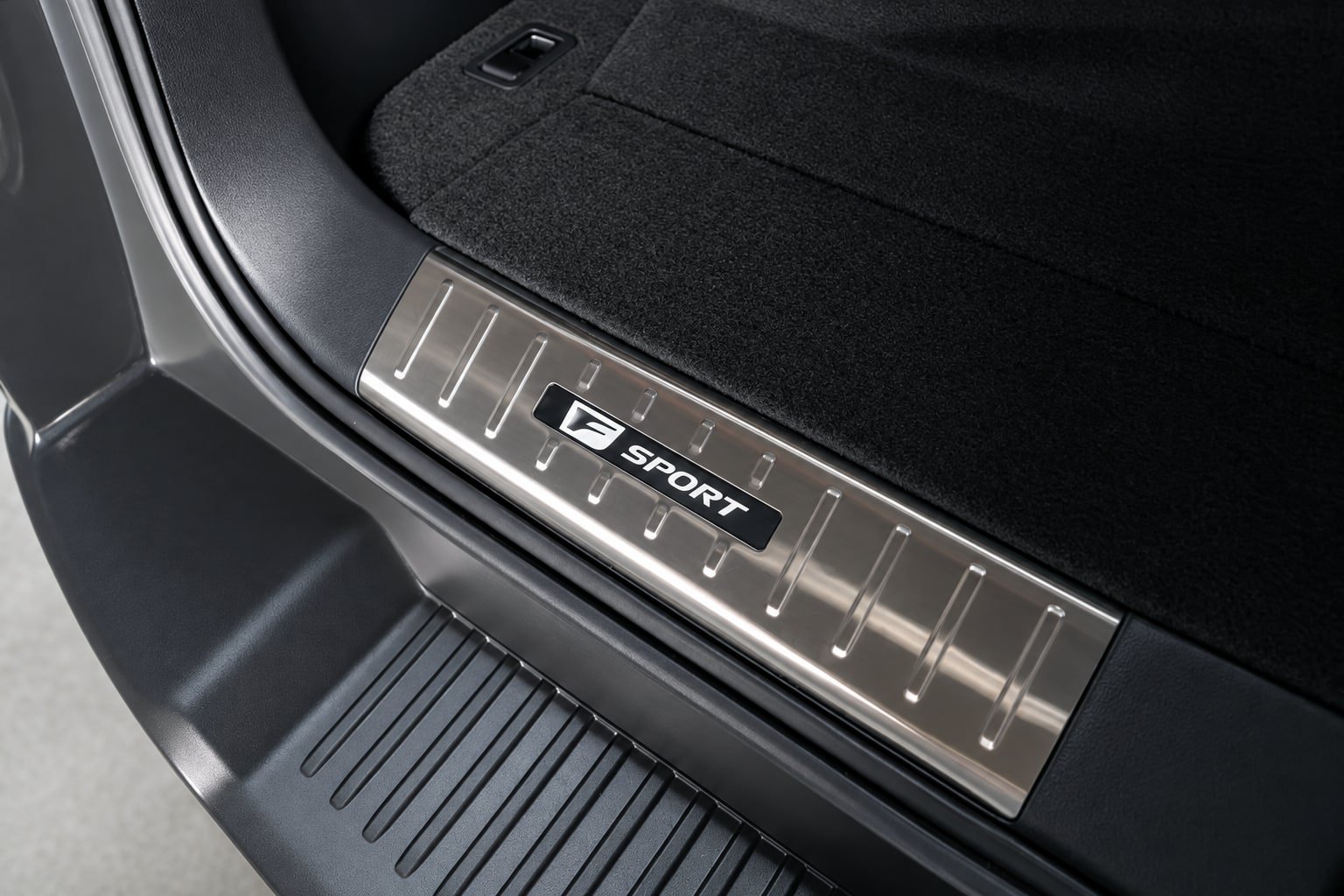 Used 2024 Lexus LX 600 F Sport AWD/4WD image 43