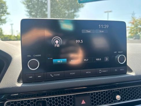 Used 2023 Honda Civic Sport image 19