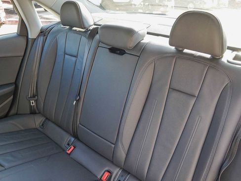 Used 2019 Audi A4 2.0T Premium image 32