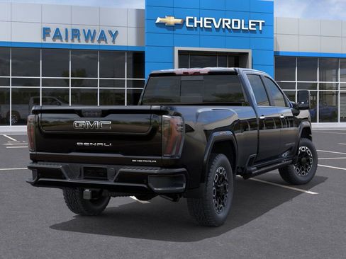 New 2026 GMC Sierra 3500 Denali w/ Denali Reserve Package AWD/4WD image 4