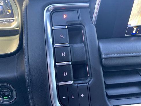 Certified 2022 Chevrolet Tahoe LT w/ LT Signature Package image 15