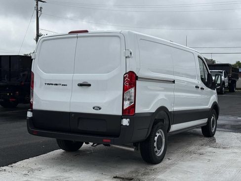 New 2026 Ford Transit 250 Low Roof w/ Load Area Protection Package RWD image 3