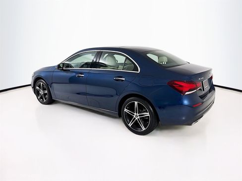 Used 2022 Mercedes-Benz A 220 image 6