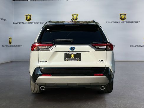 Used 2023 Toyota RAV4 XSE AWD/4WD image 4