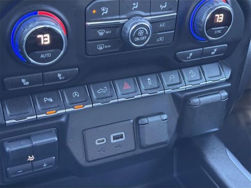 Used 2021 Chevrolet Silverado 1500 LT Trail Boss w/ Convenience Package II image 16