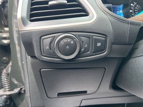 Used 2023 Ford Edge SEL image 24