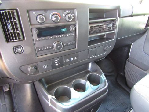 Used 2021 Chevrolet Express 2500 w/ Driver Convenience Package RWD image 12