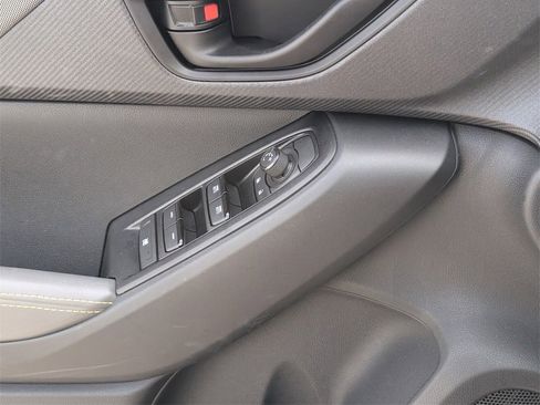 Used 2025 Subaru Crosstrek 2.5i Sport image 32