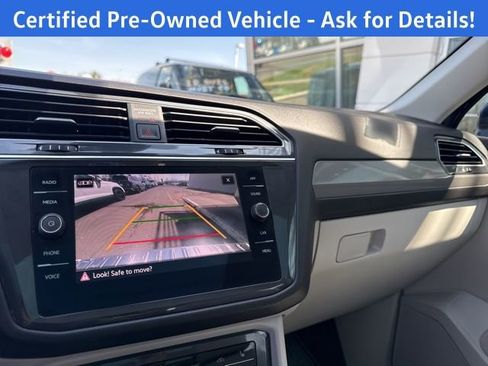 Used 2023 Volkswagen Tiguan SE image 13