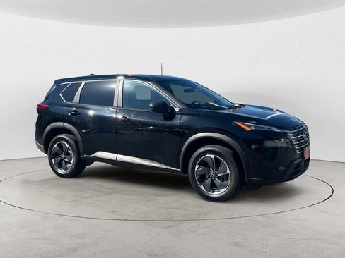 Used 2024 Nissan Rogue SV AWD/4WD image 7