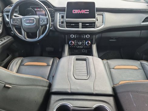 Used 2021 GMC Yukon XL AT4 w/ AT4 Premium Plus Package AWD/4WD image 13