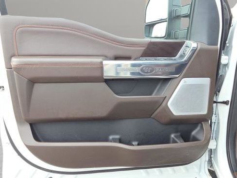 Used 2025 Ford F250 King Ranch w/ FX4 Off-Road Package image 35