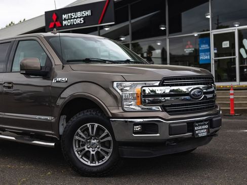 Used 2018 Ford F150 Lariat w/ Equipment Group 501A Mid AWD/4WD image 3