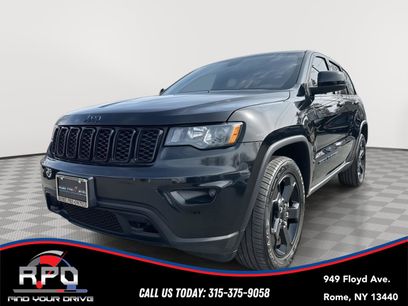 Used 2019 Jeep Grand Cherokee Laredo