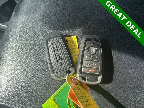 Used 2020 Ford F150 Raptor w/ Equipment Group 802A Luxury image 27