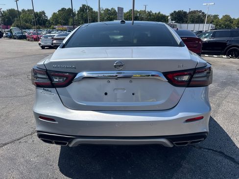 Used 2020 Nissan Maxima 3.5 SL w/ Floor Mat Group FWD image 4