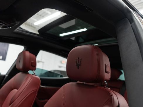 Used 2022 Maserati Levante GT image 8