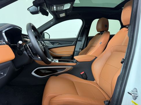 New 2026 Jaguar F-PACE R-Dynamic S AWD/4WD image 4