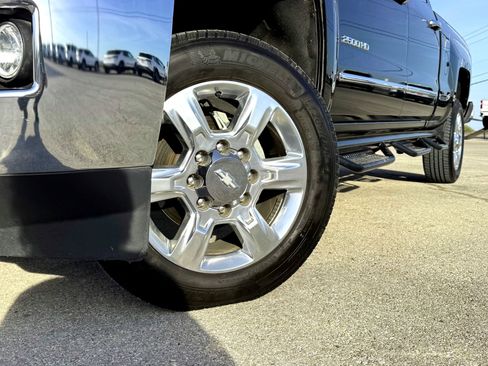 Used 2019 Chevrolet Silverado 2500 LTZ w/ Duramax Plus Package image 2