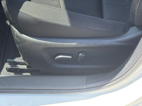 Used 2025 Nissan Altima 2.5 SV FWD image 22