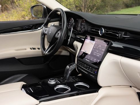 Used 2022 Maserati Quattroporte Modena image 60