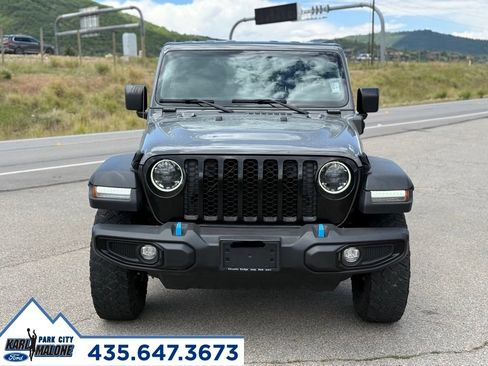 Used 2023 Jeep Wrangler Unlimited w/ Cold Weather Group AWD/4WD image 8