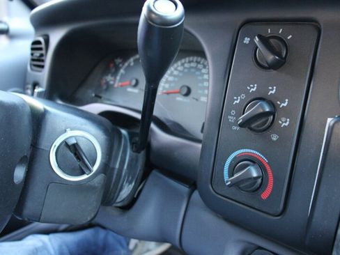 Used 1998 Dodge Dakota Sport image 8