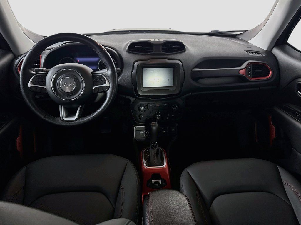 Used 2020 Jeep Renegade Trailhawk w/ Premium Leather Group AWD/4WD image 36