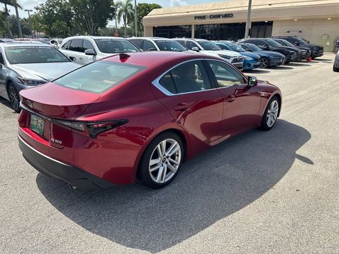 Used 2023 Lexus IS 300 w/ Comfort Package RWD image 7