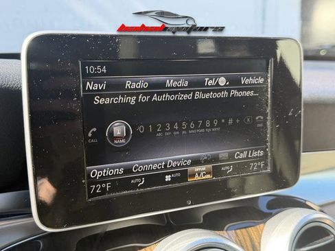 Used 2019 Mercedes-Benz GLC 300 4MATIC image 18