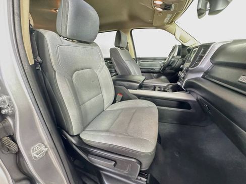 Used 2019 RAM 1500 Big Horn RWD image 33