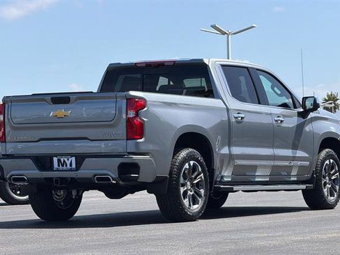 New 2026 Chevrolet Silverado 1500 High Country w/ Technology Package AWD/4WD image 4