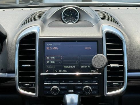 Used 2016 Porsche Cayenne S AWD/4WD image 22