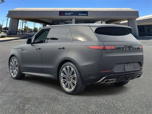 Used 2024 Land Rover Range Rover Sport Dynamic SE image 4