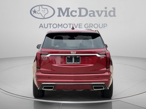 Used 2020 Cadillac XT6 Premium Luxury FWD image 7
