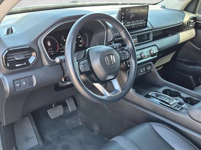 Used 2024 Honda Pilot EX-L image 10