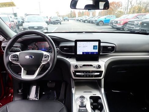 Certified 2023 Ford Explorer XLT w/ Equipment Group 202A image 20