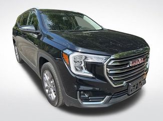 Used 2024 GMC Terrain SLT video 2