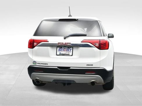 Used 2018 GMC Acadia SLE AWD/4WD image 4
