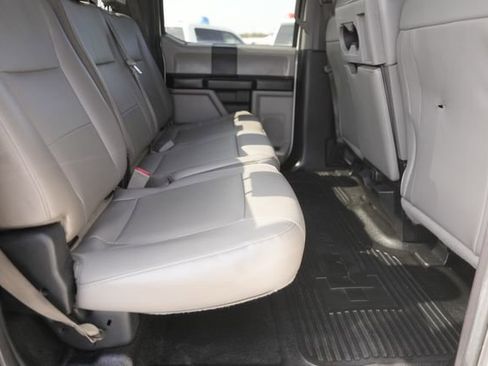 Used 2018 Ford F250 XL w/ Power Equipment Group image 15