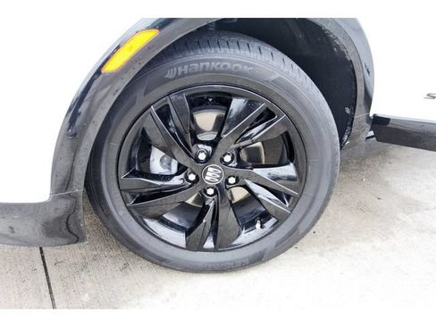 Used 2025 Buick Encore GX Sport Touring w/ Comfort Package FWD image 30