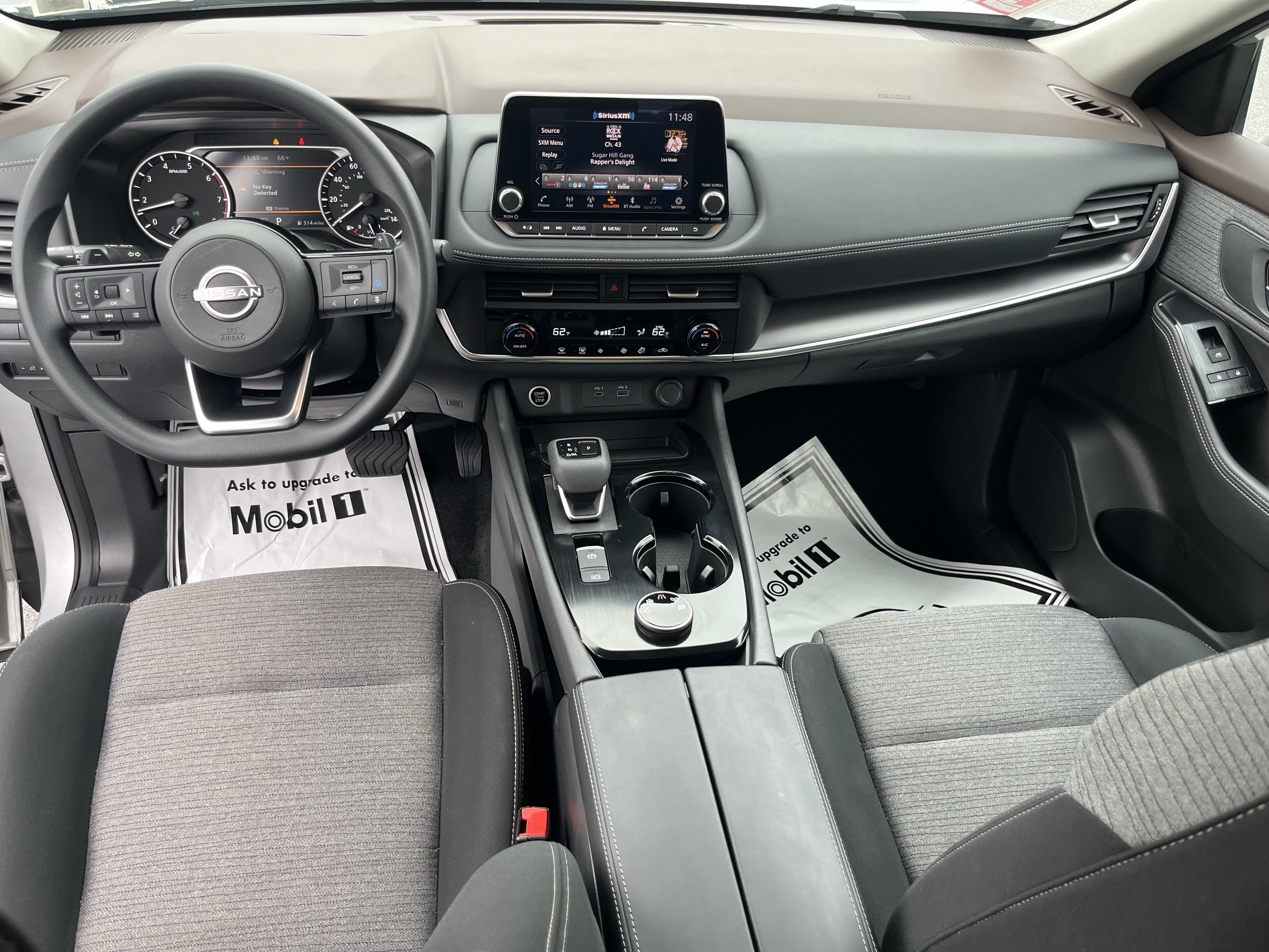 Used 2023 Nissan Rogue SV AWD/4WD image 19