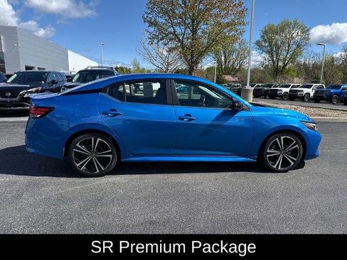 Certified 2023 Nissan Sentra SR w/ SR Premium Package FWD image 12